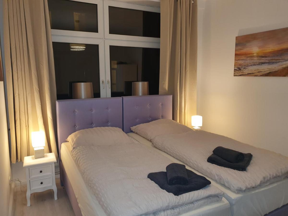 Husum Zentrum Bis 7 Personen. Buitenkant foto